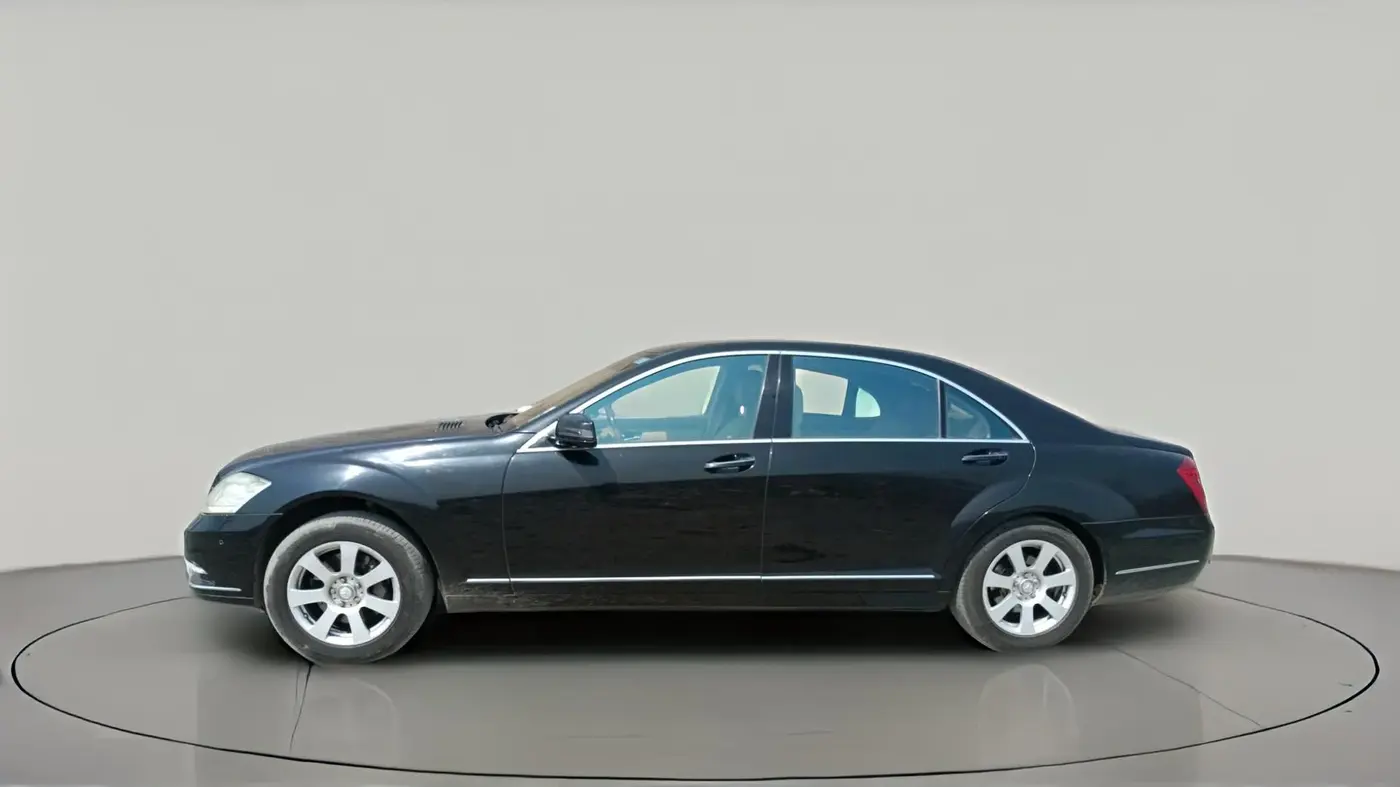 2010 Mercedes Benz S Class 350 L, Petrol, Automatic, 1,94,419 km, exterior