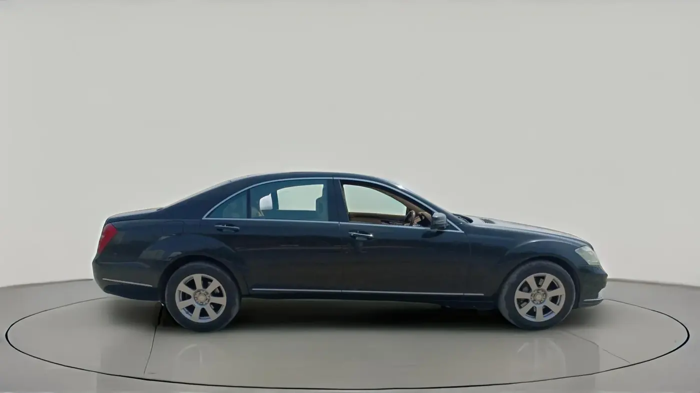 2010 Mercedes Benz S Class 350 L, Petrol, Automatic, 1,94,419 km, exterior