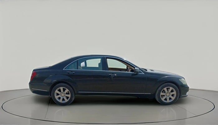 2010 Mercedes Benz S Class 350 L, Petrol, Automatic, 1,94,419 km, exterior