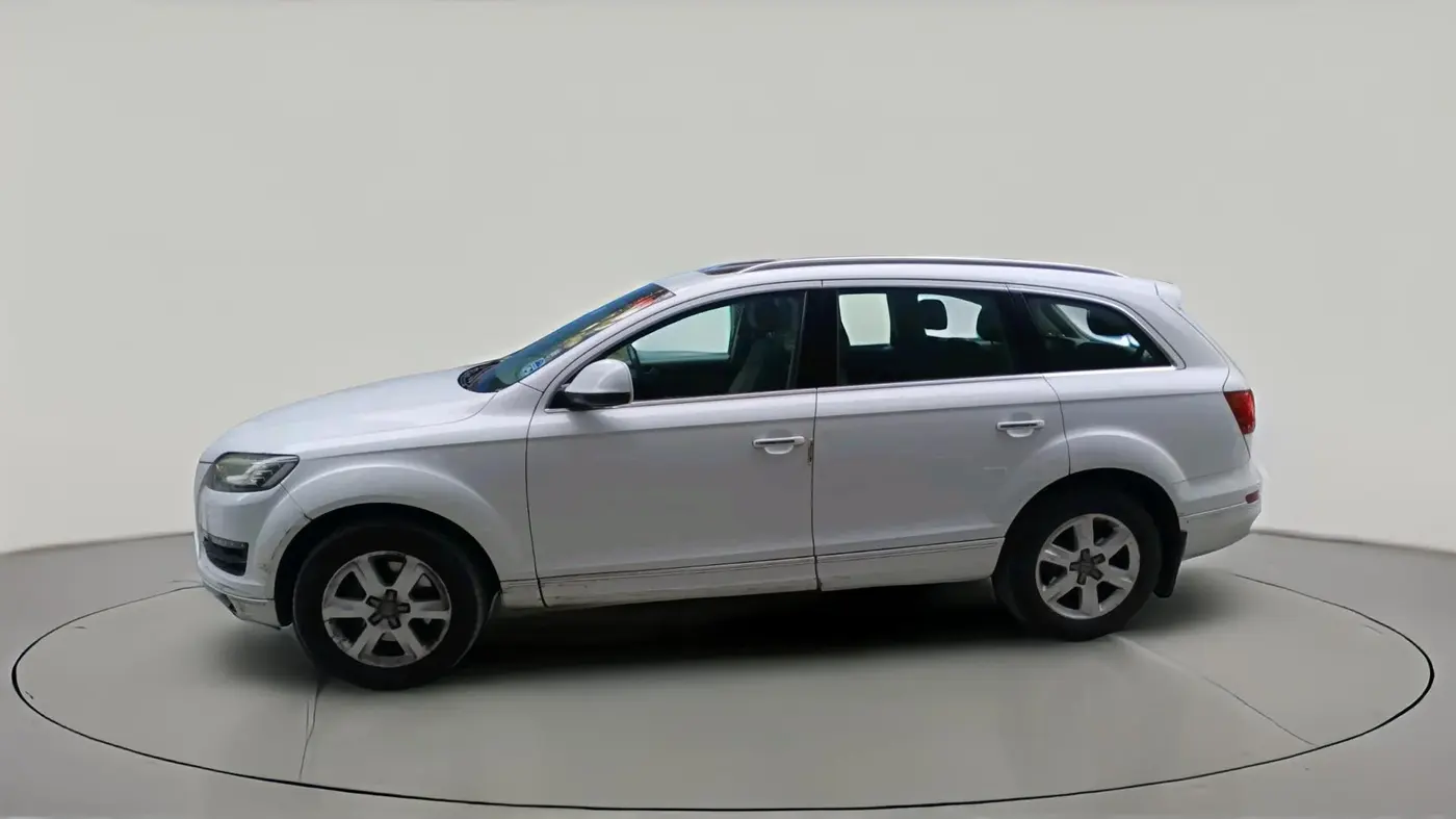2012 Audi Q7 3.0 TDI QUATTRO, Diesel, Automatic, 1,84,779 km, exterior