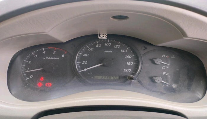 2014 Toyota Innova 2.5 GX 7 STR, Diesel, Manual, 2,29,872 km, interior