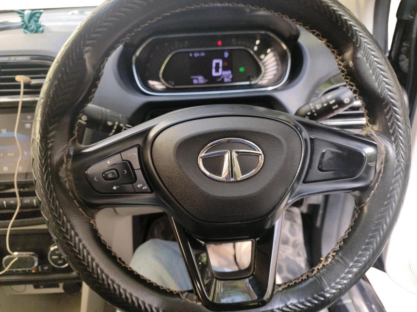 2023 Tata TIGOR XZ PLUS CNG, CNG, Manual, 96,136 km, interior