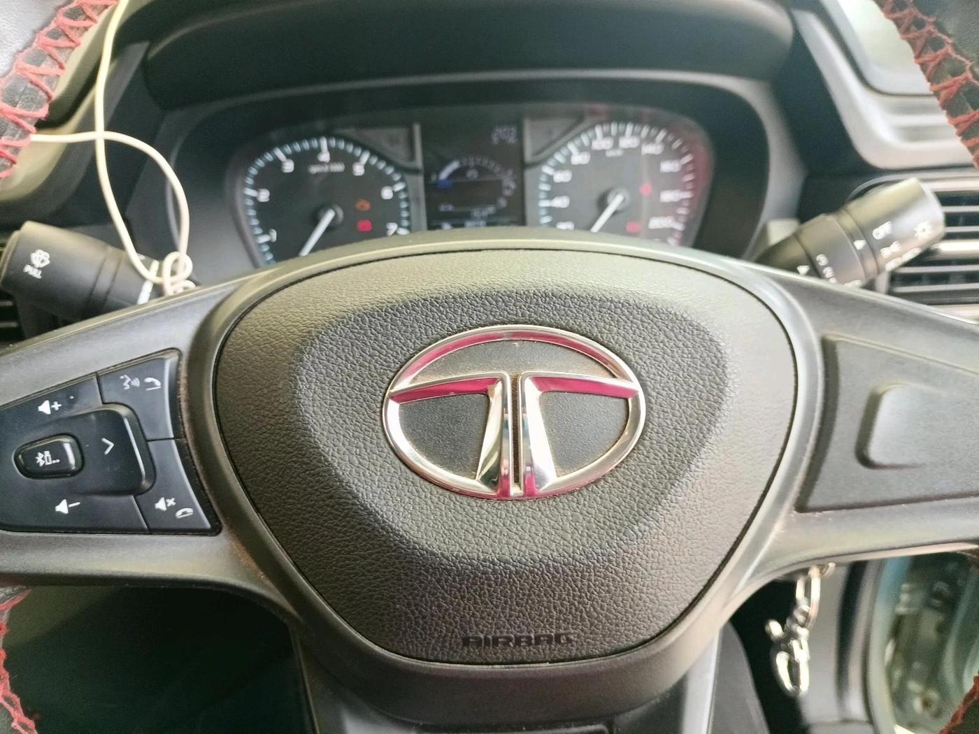 2022 Tata PUNCH ADVENTURE MT, Petrol, Manual, 43,006 km, interior