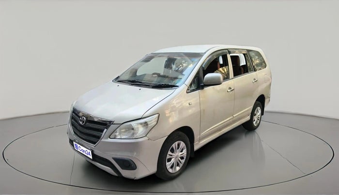 2013 Toyota Innova 2.5 GX 7 STR, Diesel, Manual, 3,99,548 km, exterior