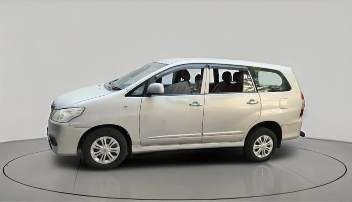 2013 Toyota Innova 2.5 GX 7 STR, Diesel, Manual, 3,99,548 km, exterior