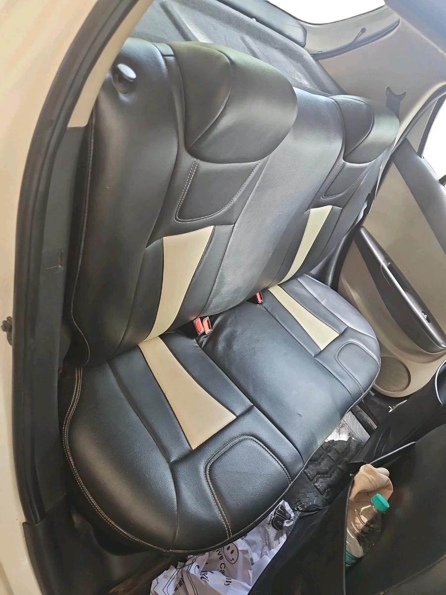 2014 Hyundai i20 MAGNA (O) 1.2, Petrol, Manual, 2,00,000 km, interior