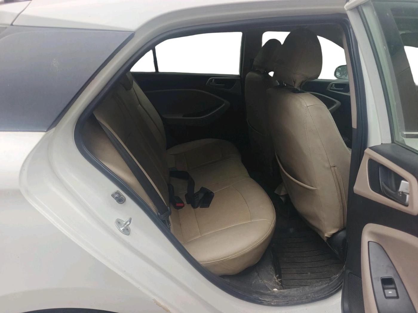 2015 Hyundai Elite i20 ASTA 1.2, Petrol, Manual, 79,811 km, interior