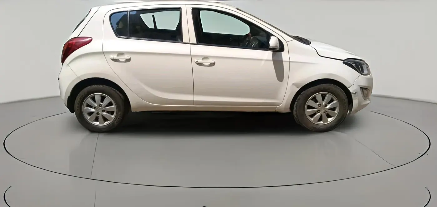 2014 Hyundai i20 SPORTZ 1.4 CRDI, Diesel, Manual, 1,05,572 km, exterior