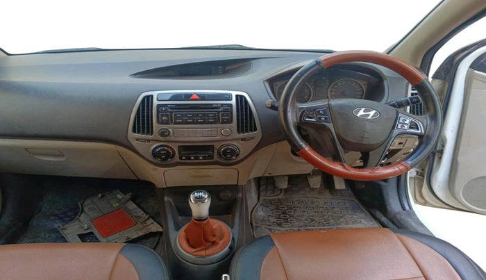 2014 Hyundai i20 SPORTZ 1.4 CRDI, Diesel, Manual, 1,05,572 km, interior