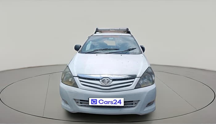 2011 Toyota Innova 2.5 G4 8 STR, Diesel, Manual, 4,81,651 km, exterior