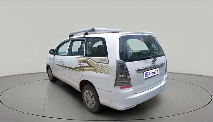 2011 Toyota Innova 2.5 G4 8 STR, Diesel, Manual, 4,81,651 km, exterior