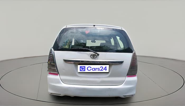 2011 Toyota Innova 2.5 G4 8 STR, Diesel, Manual, 4,81,651 km, exterior