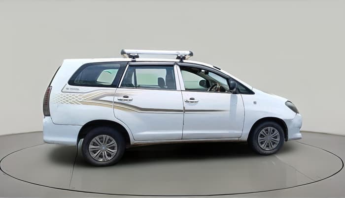 2011 Toyota Innova 2.5 G4 8 STR, Diesel, Manual, 4,81,651 km, exterior