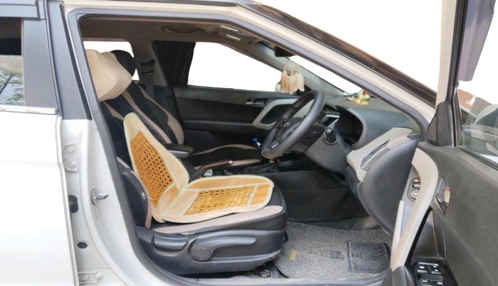 2016 Hyundai Creta SX PLUS AT 1.6 DIESEL, Diesel, Automatic, 1,31,740 km, interior