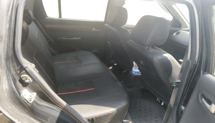 2010 Maruti Swift VXI, Petrol, Manual, 1,36,145 km, interior