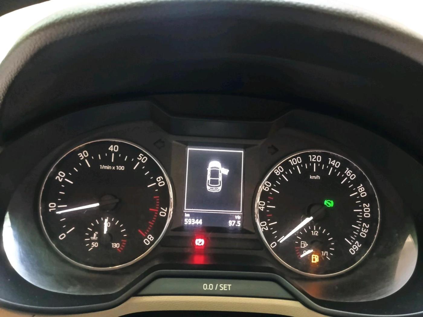 2013 Skoda Octavia ELEGANCE 1.8 TSI AT, Petrol, Automatic, 59,344 km, interior