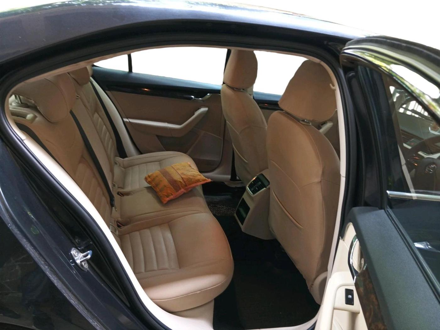 2013 Skoda Octavia ELEGANCE 1.8 TSI AT, Petrol, Automatic, 59,344 km, interior