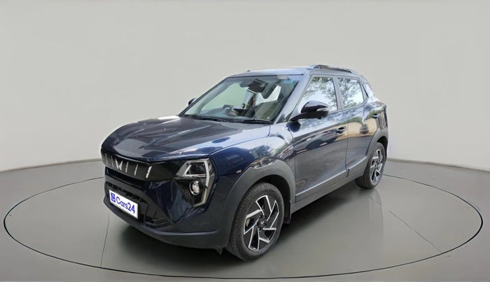 2024 Mahindra XUV 3XO AX7L 1.2 TGDi, Petrol, Manual, 15,008 km, exterior