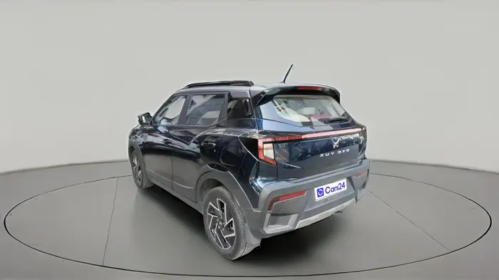 2024 Mahindra XUV 3XO AX7L 1.2 TGDi, Petrol, Manual, 15,008 km, exterior