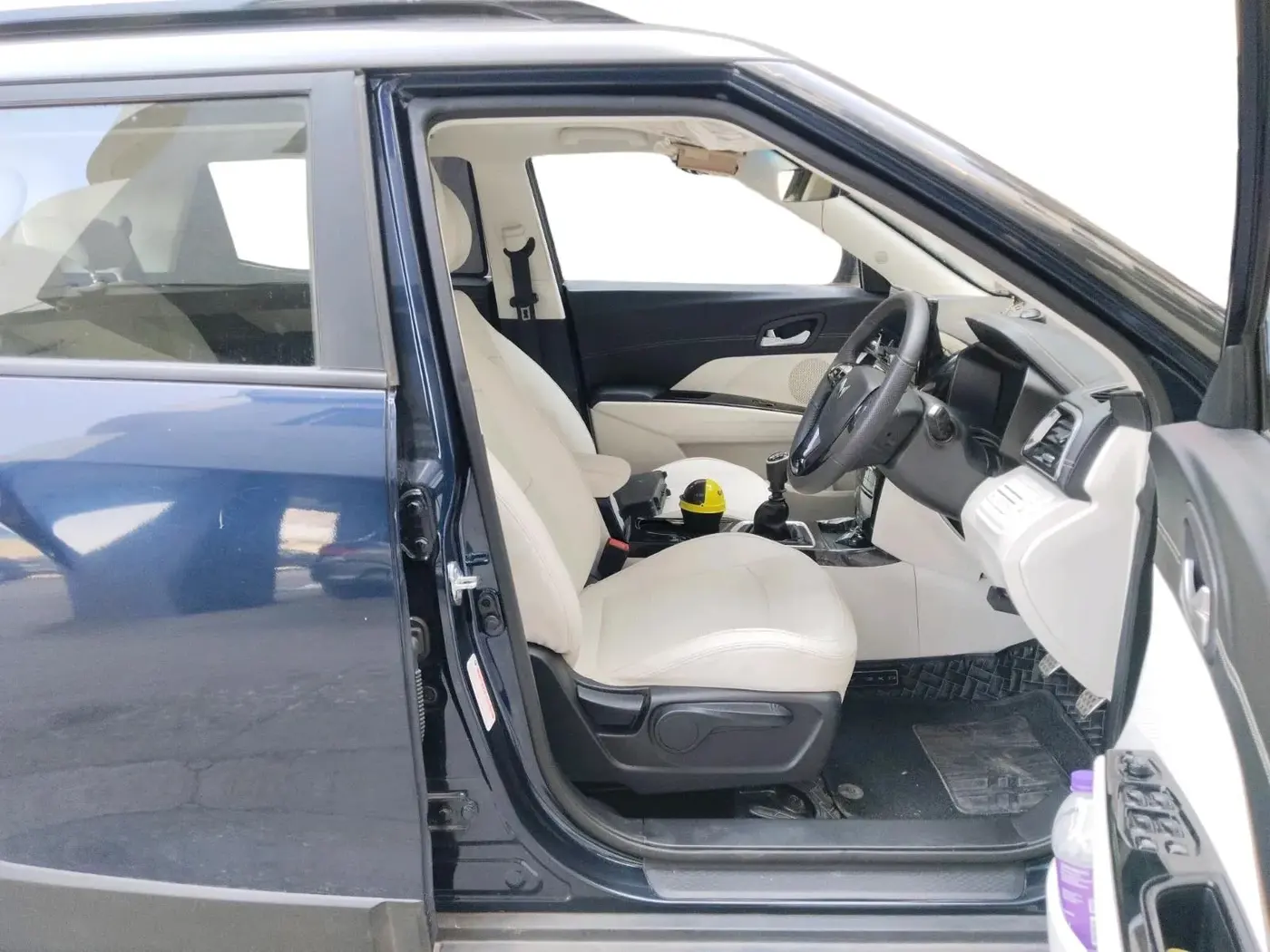 2024 Mahindra XUV 3XO AX7L 1.2 TGDi, Petrol, Manual, 15,008 km, interior