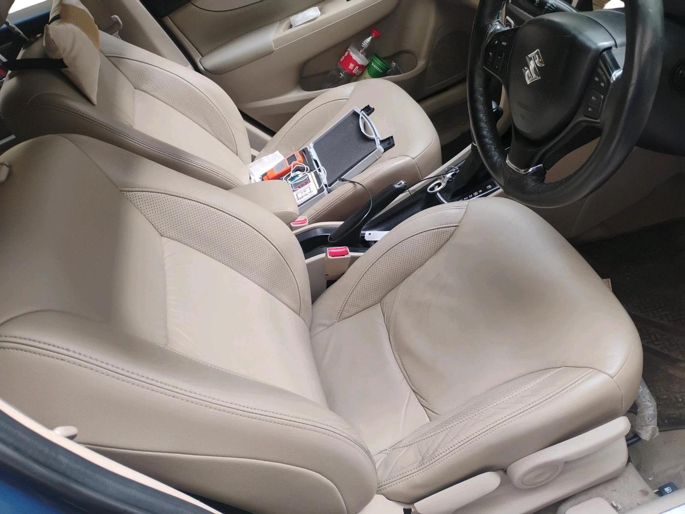 2019 Maruti Ciaz ALPHA  AT 1.5 SHVS PETROL, Petrol, Automatic, 40,948 km, interior