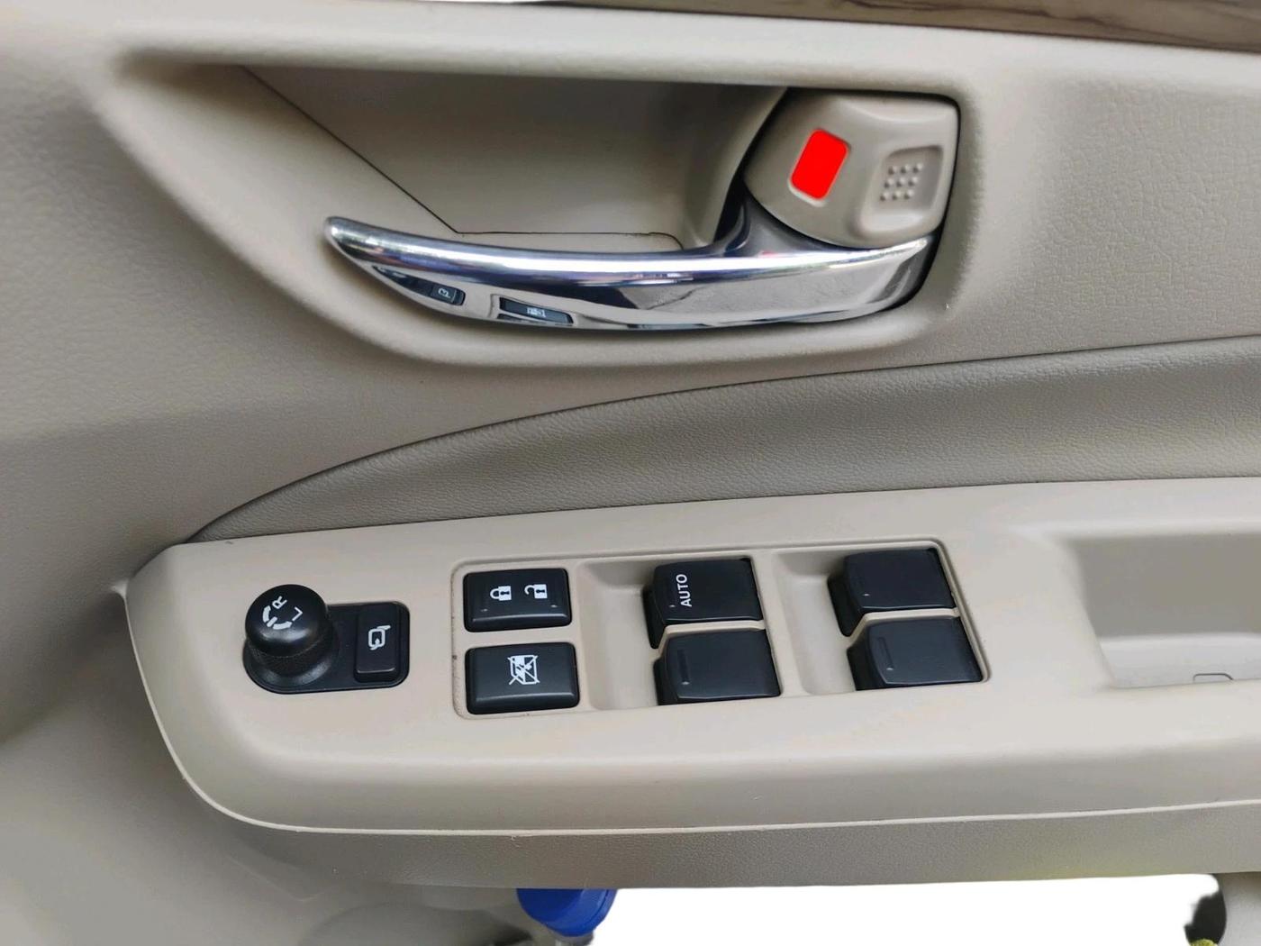 2019 Maruti Ciaz ALPHA  AT 1.5 SHVS PETROL, Petrol, Automatic, 40,948 km, interior