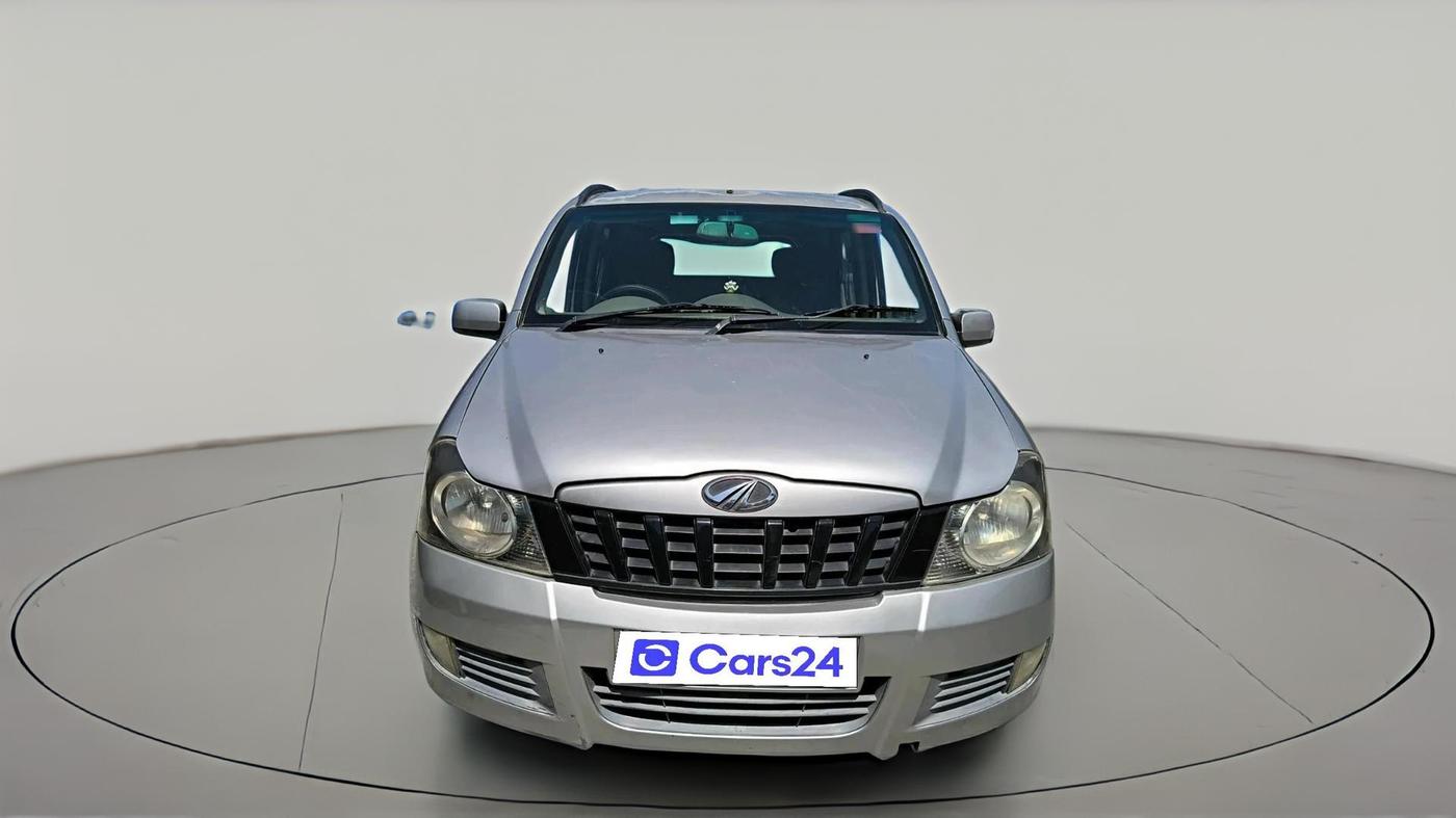 2013 Mahindra Quanto C8, Diesel, Manual, 1,05,686 km, exterior