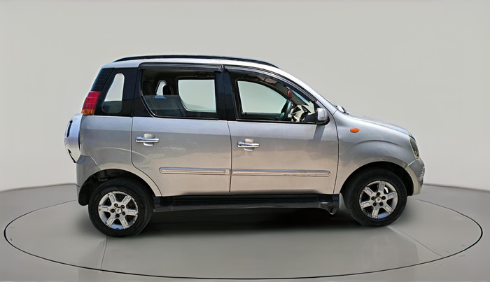 2013 Mahindra Quanto C8, Diesel, Manual, 1,05,686 km, exterior