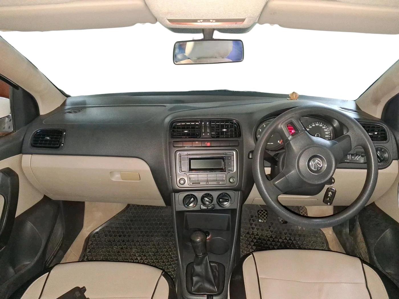 2013 Volkswagen Polo COMFORTLINE 1.2L PETROL, Petrol, Manual, 85,963 km, interior