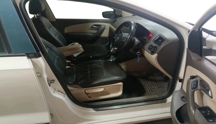 2011 Volkswagen Vento HIGHLINE PETROL AT, Petrol, Automatic, 67,519 km, interior