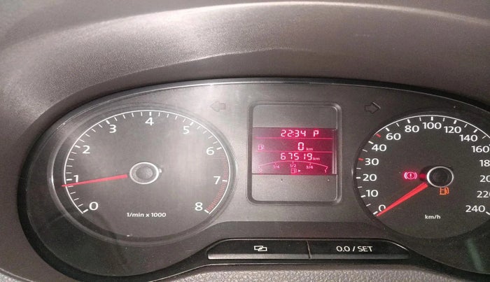 2011 Volkswagen Vento HIGHLINE PETROL AT, Petrol, Automatic, 67,519 km, interior