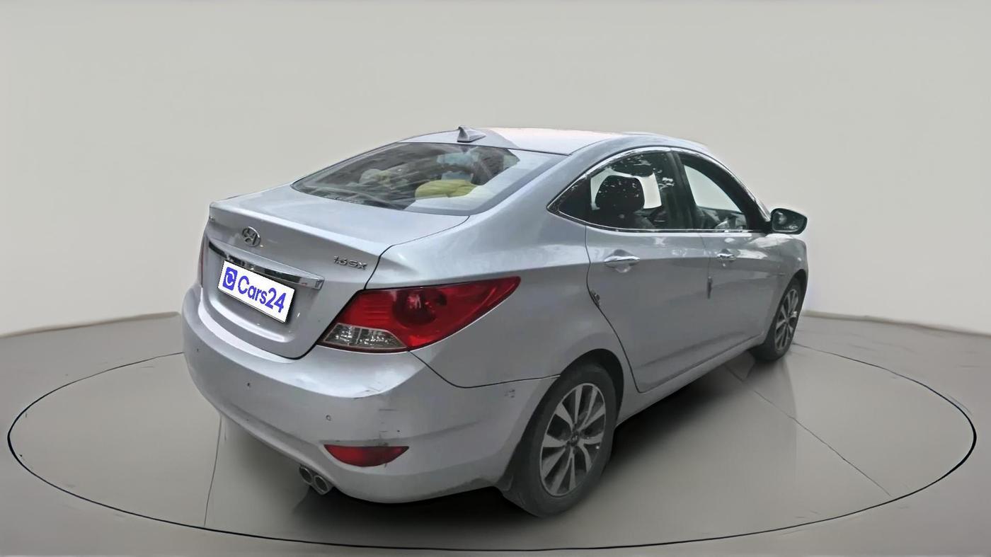 2013 Hyundai Verna FLUIDIC 1.6 VTVT SX, Petrol, Manual, 91,777 km, exterior