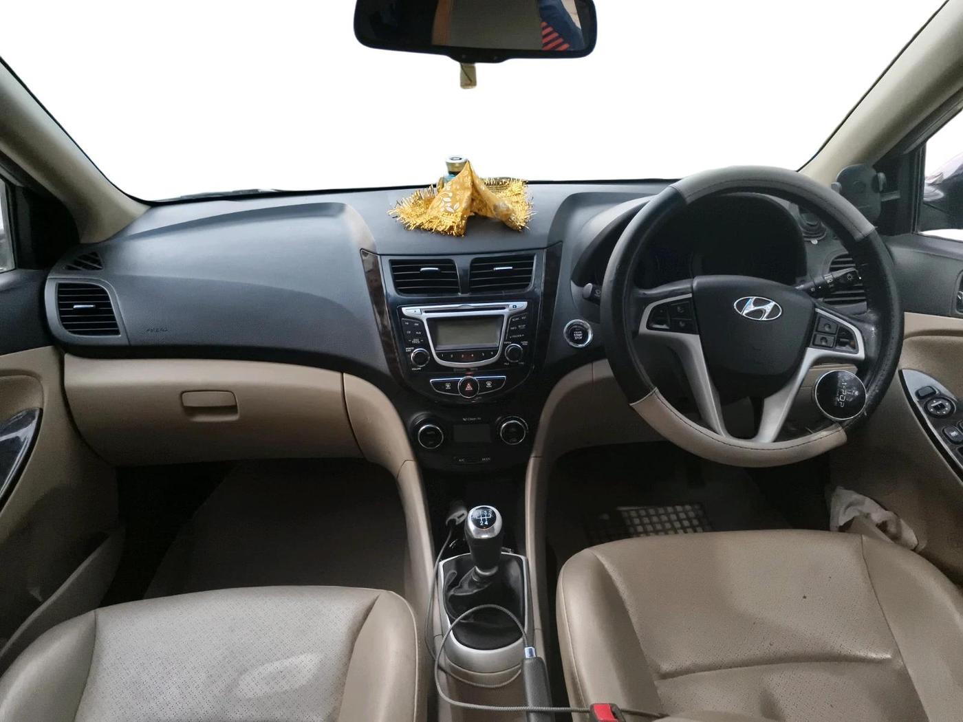 2013 Hyundai Verna FLUIDIC 1.6 VTVT SX, Petrol, Manual, 91,777 km, interior