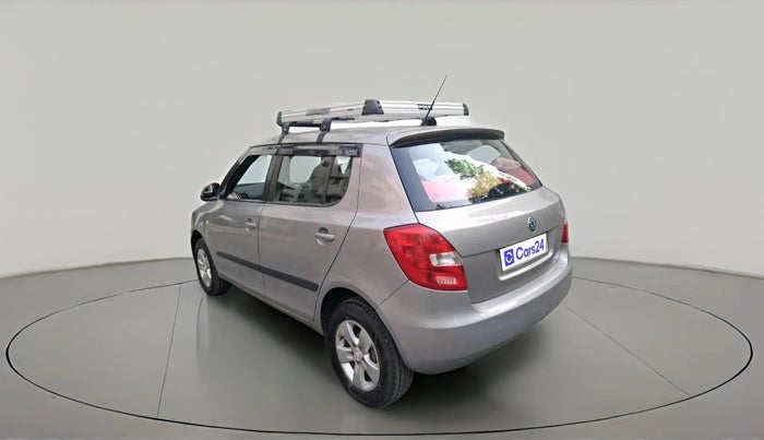 2011 Skoda Fabia CLASSIC 1.2 MPI, Petrol, Manual, 1,18,975 km, exterior