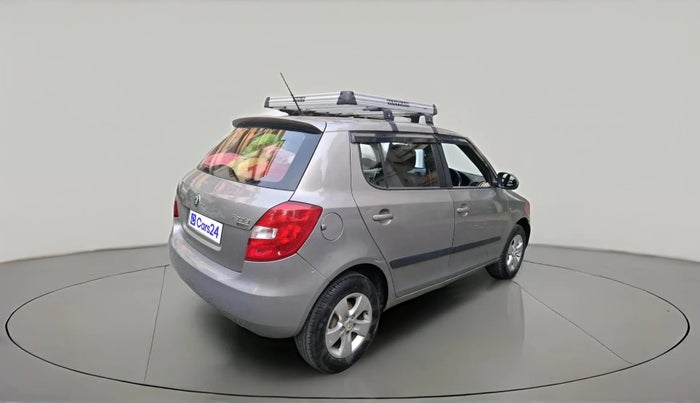 2011 Skoda Fabia CLASSIC 1.2 MPI, Petrol, Manual, 1,18,975 km, exterior