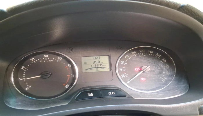 2011 Skoda Fabia CLASSIC 1.2 MPI, Petrol, Manual, 1,18,975 km, interior