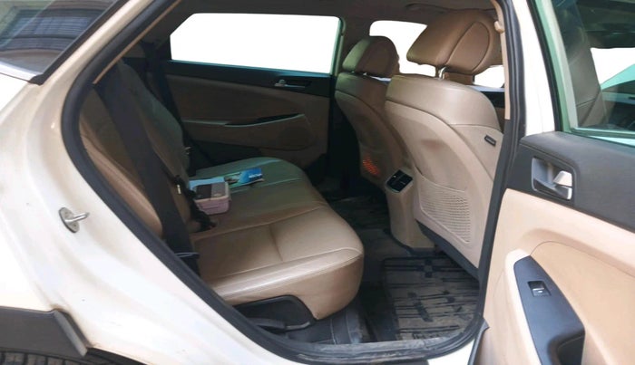 2017 Hyundai Tucson GLS 2WD AT DIESEL, Diesel, Automatic, 1,36,431 km, interior