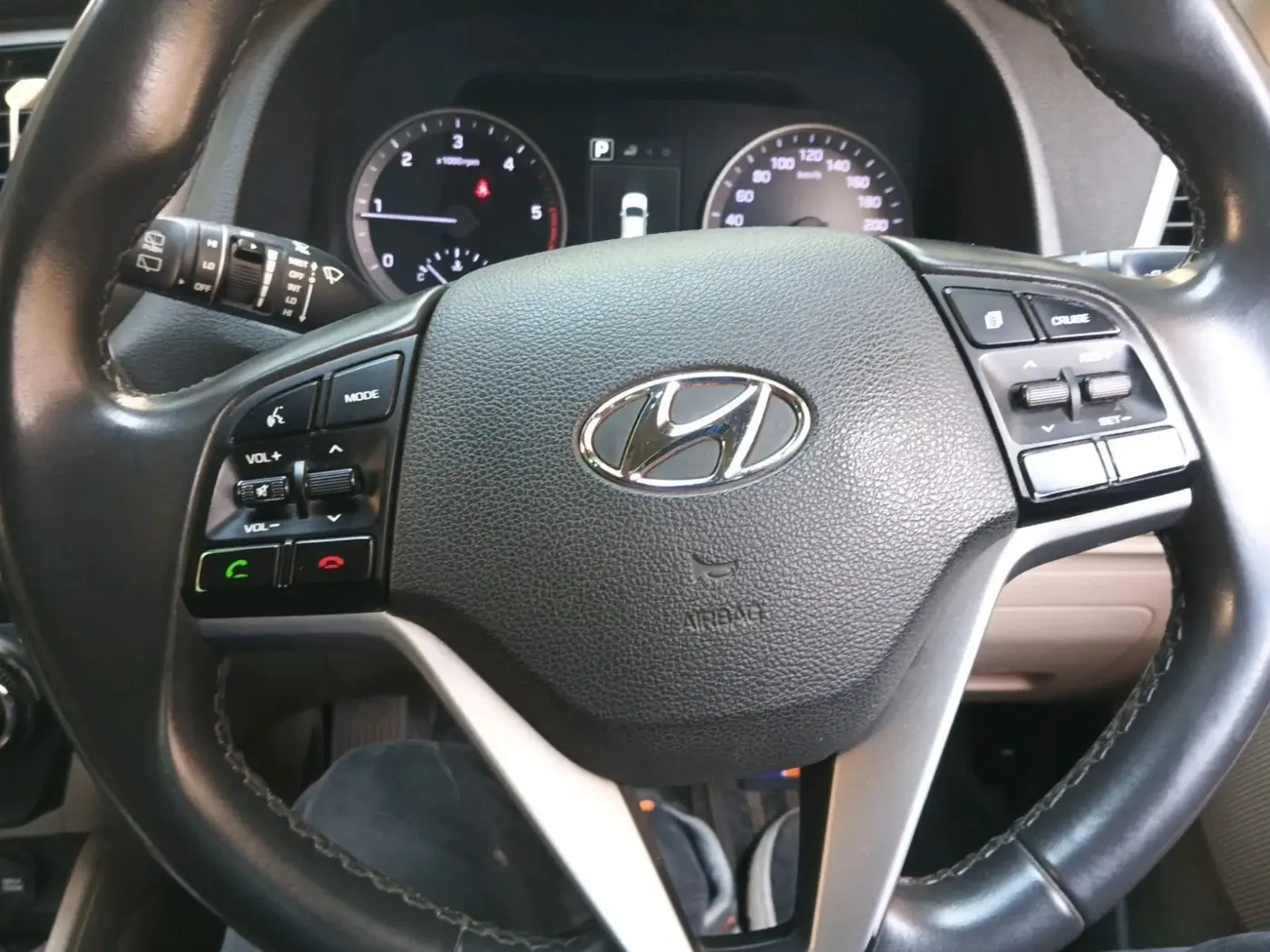 2017 Hyundai Tucson GLS 2WD AT DIESEL, Diesel, Automatic, 1,36,431 km, interior