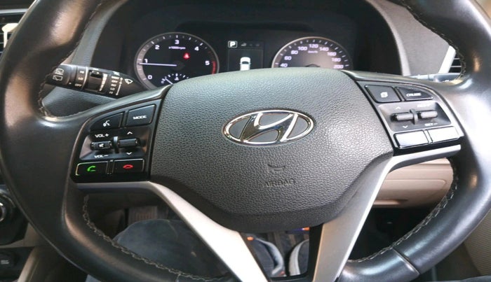 2017 Hyundai Tucson GLS 2WD AT DIESEL, Diesel, Automatic, 1,36,431 km, interior