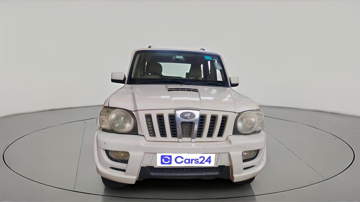 2011 Mahindra Scorpio SLE BS-III, Diesel, Manual, 1,87,947 km, exterior