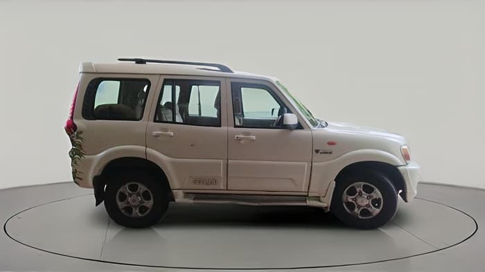 2011 Mahindra Scorpio SLE BS-III, Diesel, Manual, 1,87,947 km, exterior