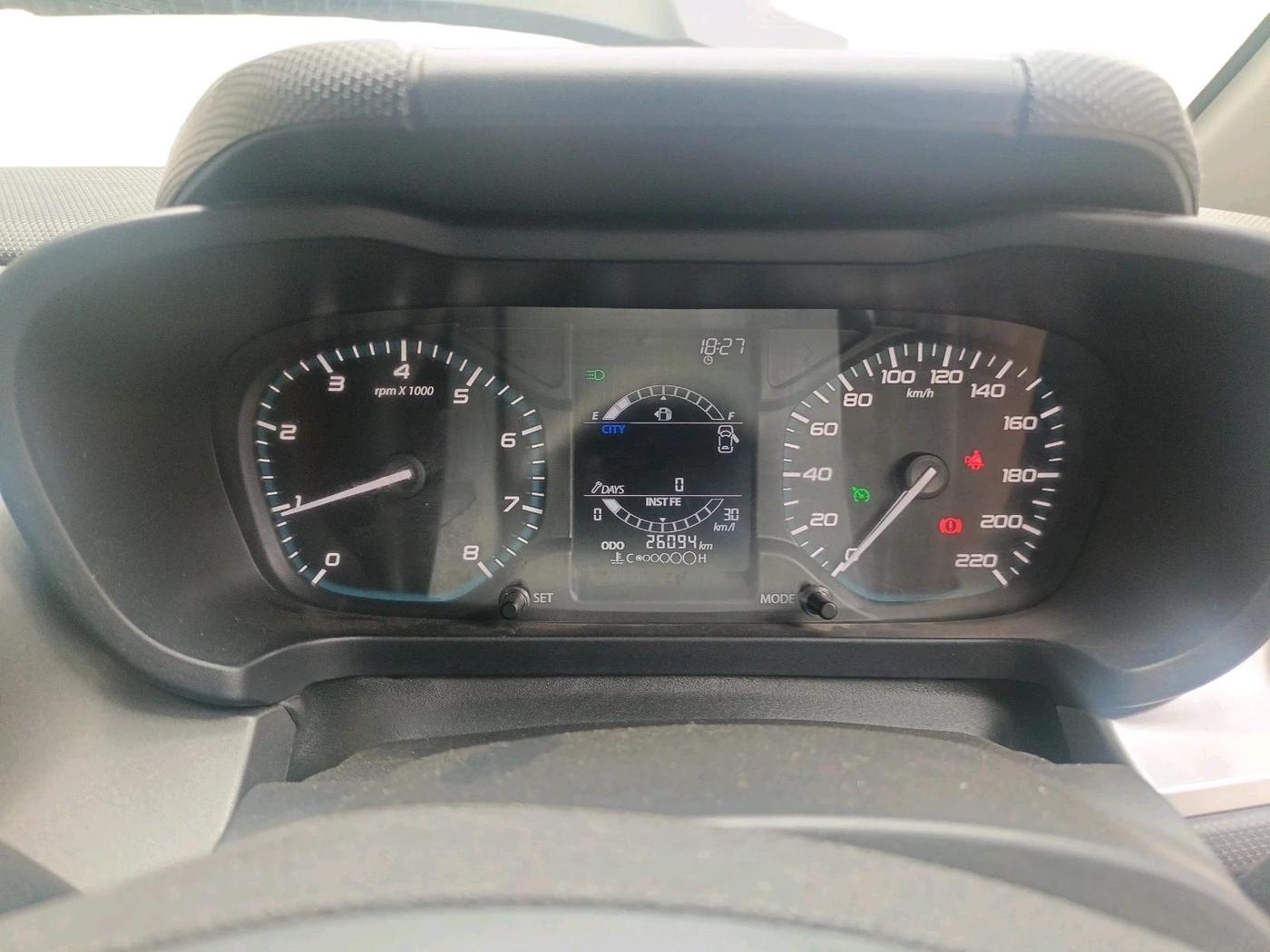 2022 Tata ALTROZ XZ PETROL, Petrol, Manual, 26,090 km, interior