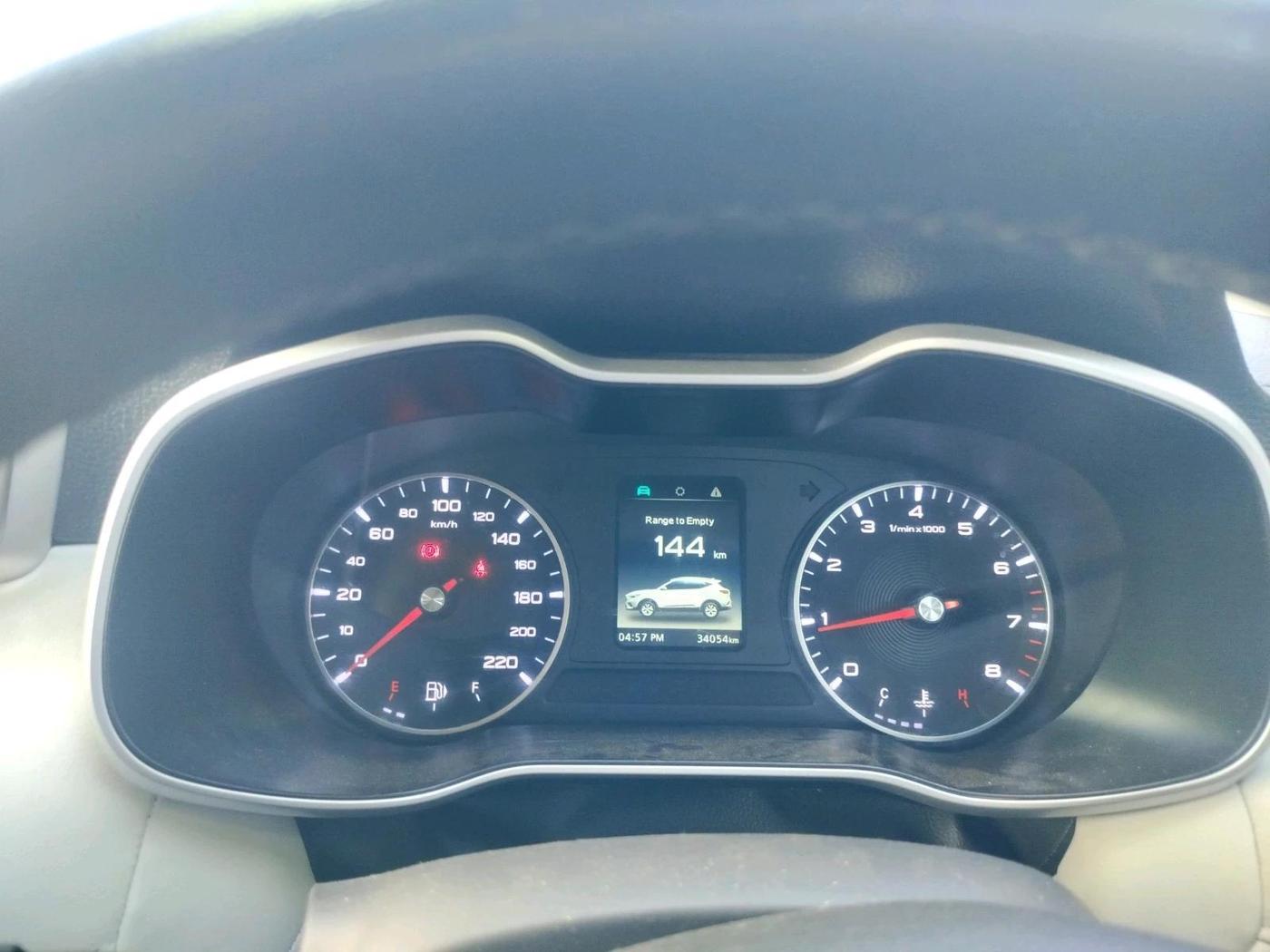 2023 MG ASTOR SUPER 1.5 MT, Petrol, Manual, 34,054 km, interior