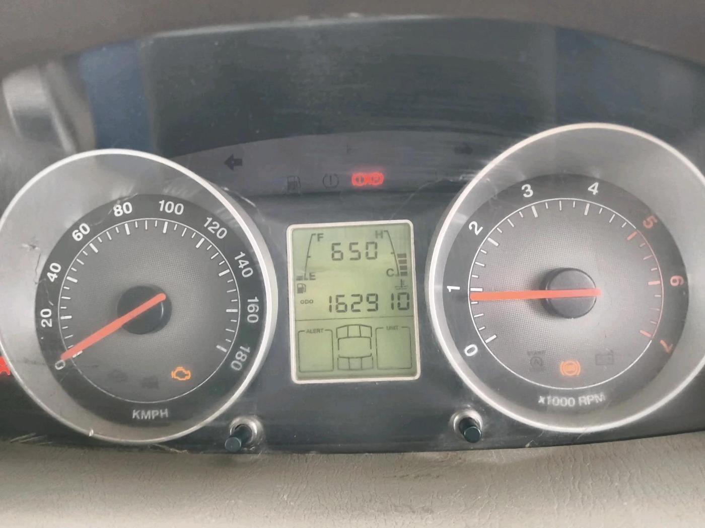 2011 Mahindra Scorpio VLX 2WD BS-III, Diesel, Manual, 1,62,910 km, interior