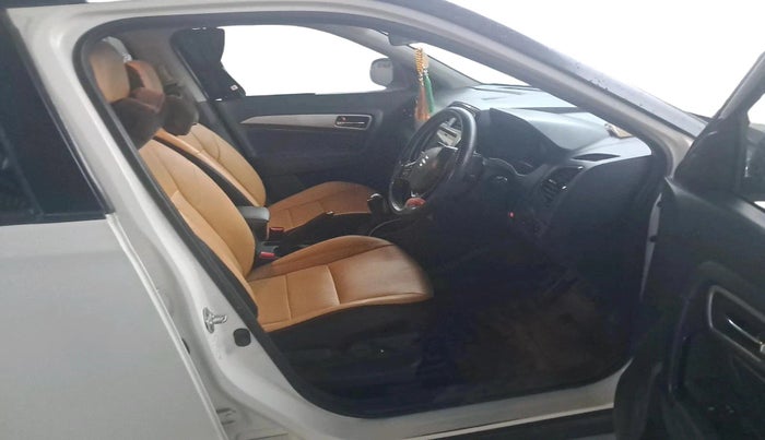 2017 Maruti Vitara Brezza ZDI PLUS, Diesel, Manual, 77,157 km, interior