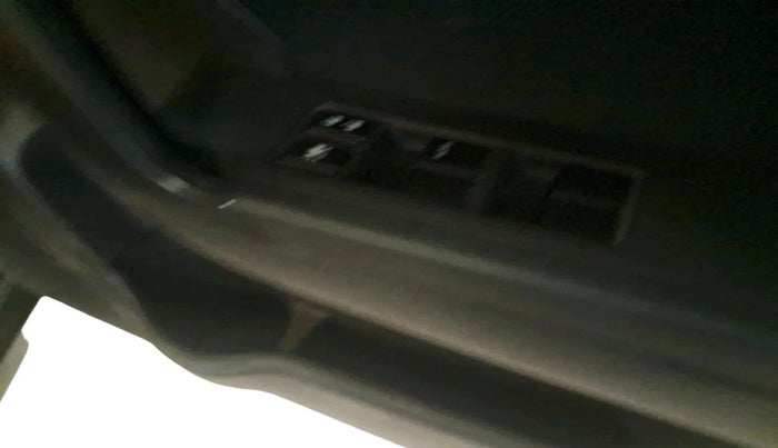 2017 Maruti Vitara Brezza ZDI PLUS, Diesel, Manual, 77,157 km, interior