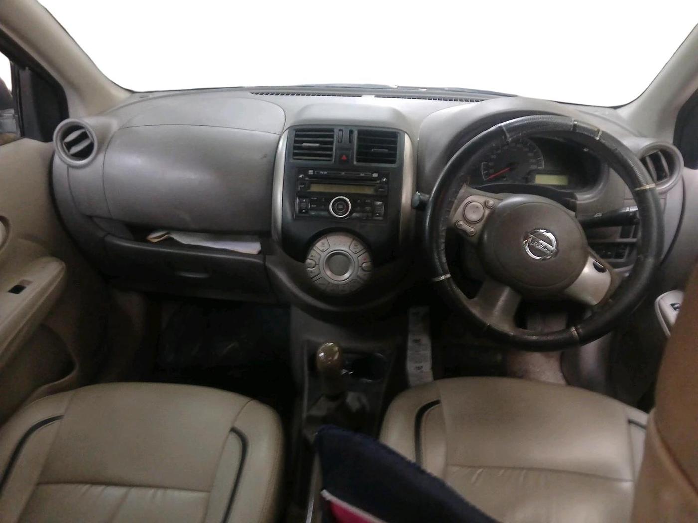 2012 Nissan Sunny XL, CNG, Manual, 1,12,456 km, interior