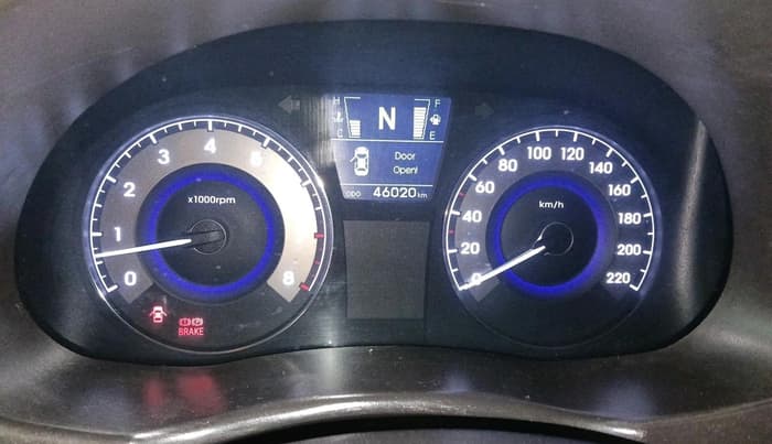 2011 Hyundai Verna FLUIDIC 1.6 VTVT SX AT, Petrol, Automatic, 46,020 km, interior