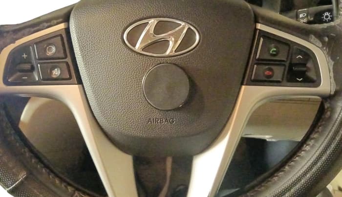 2011 Hyundai Verna FLUIDIC 1.6 VTVT SX AT, Petrol, Automatic, 46,020 km, interior