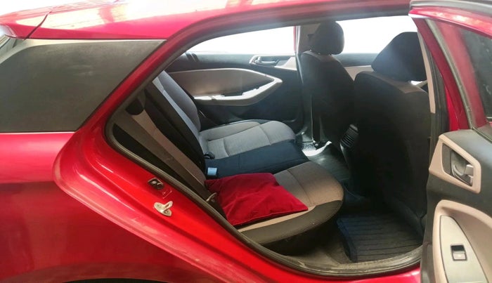 2014 Hyundai Elite i20 ASTA 1.2, Petrol, Manual, 1,42,987 km, interior